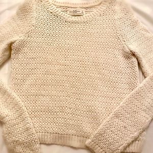 Abercrombie & Fitch sweater